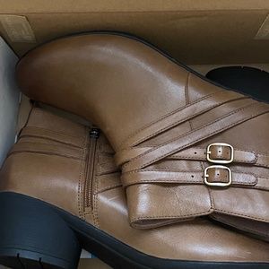 New - DANSKO  Women’s Roberta Taupe Burnished Bucklestrap Bootie EU 42 (11M)